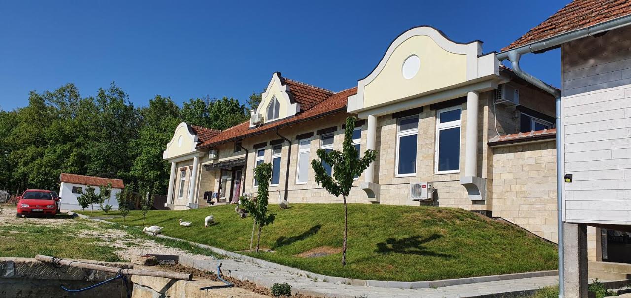 Apartmani Bojeresku Negotin Exterior foto